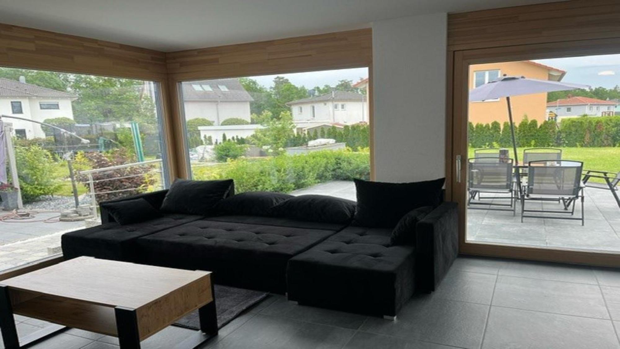 Moderne Ferienwohnung Sonnenbuehl Singen Exterior photo