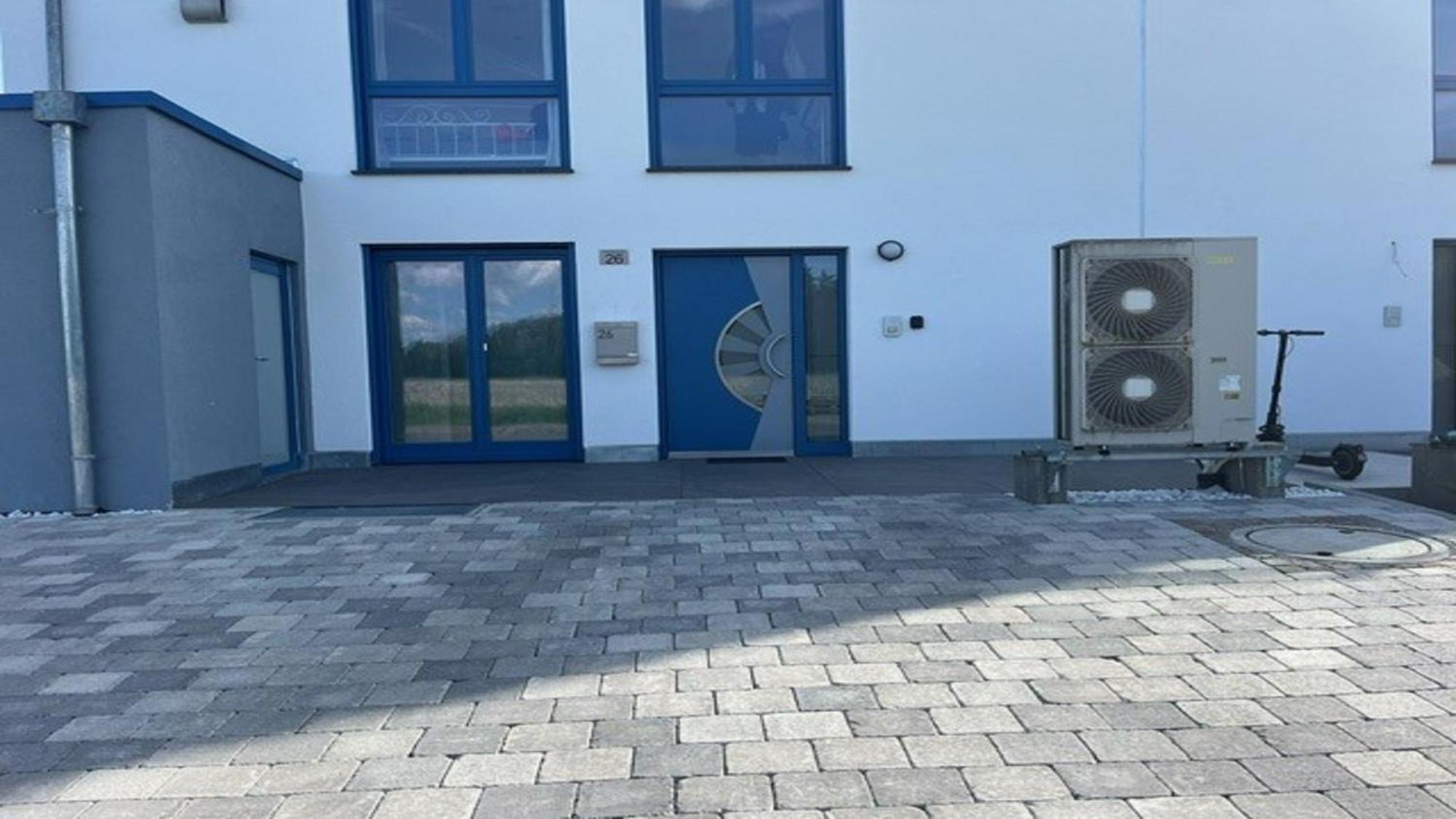 Moderne Ferienwohnung Sonnenbuehl Singen Exterior photo