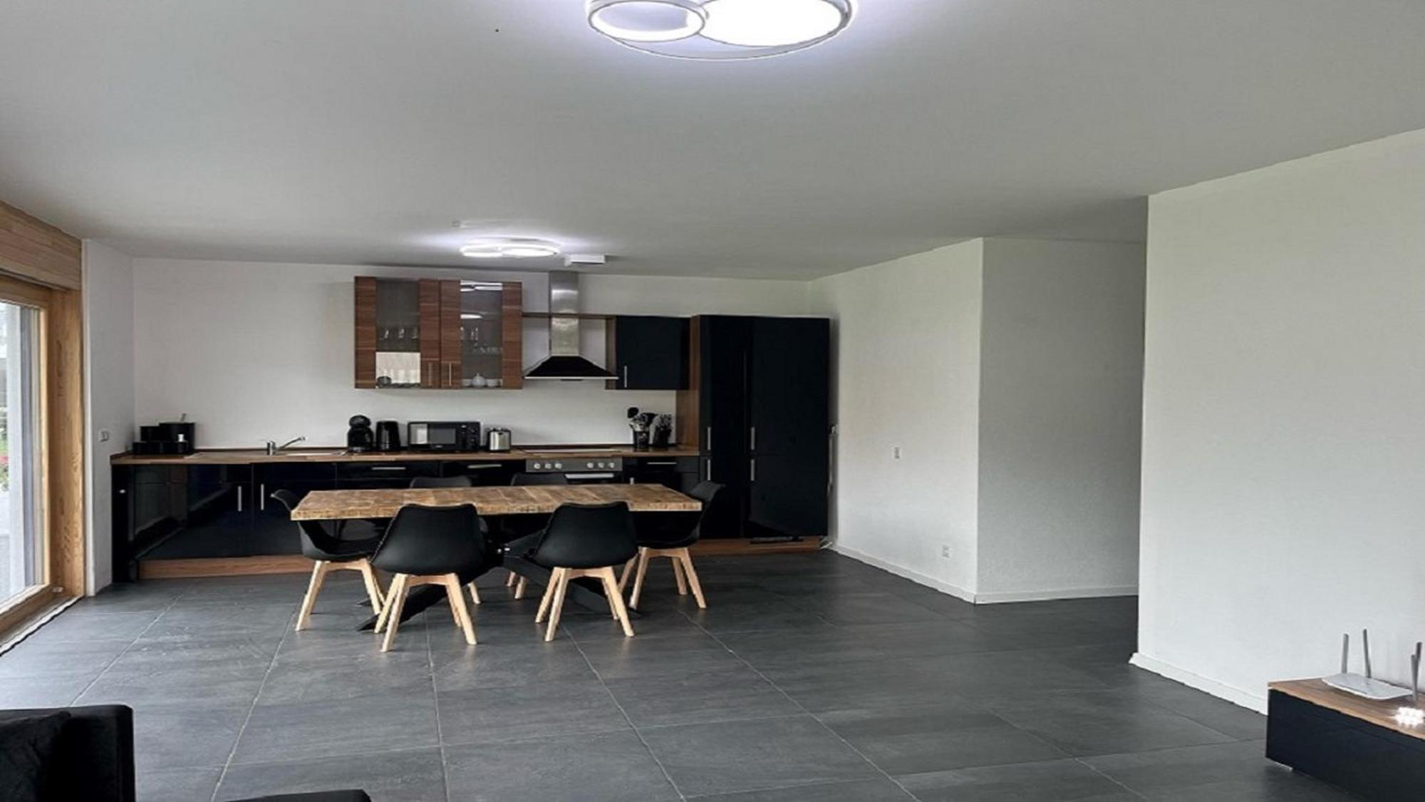 Moderne Ferienwohnung Sonnenbuehl Singen Exterior photo
